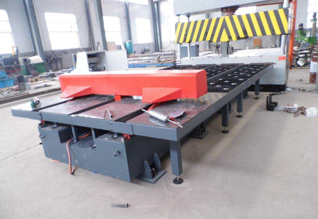 剪(jiǎn)闆送料機和數控(kòng)送料機的區别