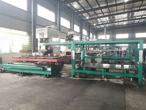 大圓片自(zì)動落料機是怎麽(me)工作的