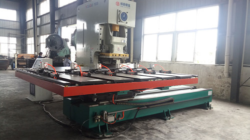 　數控(kong)送料機的(de)性能簡介(jiè)